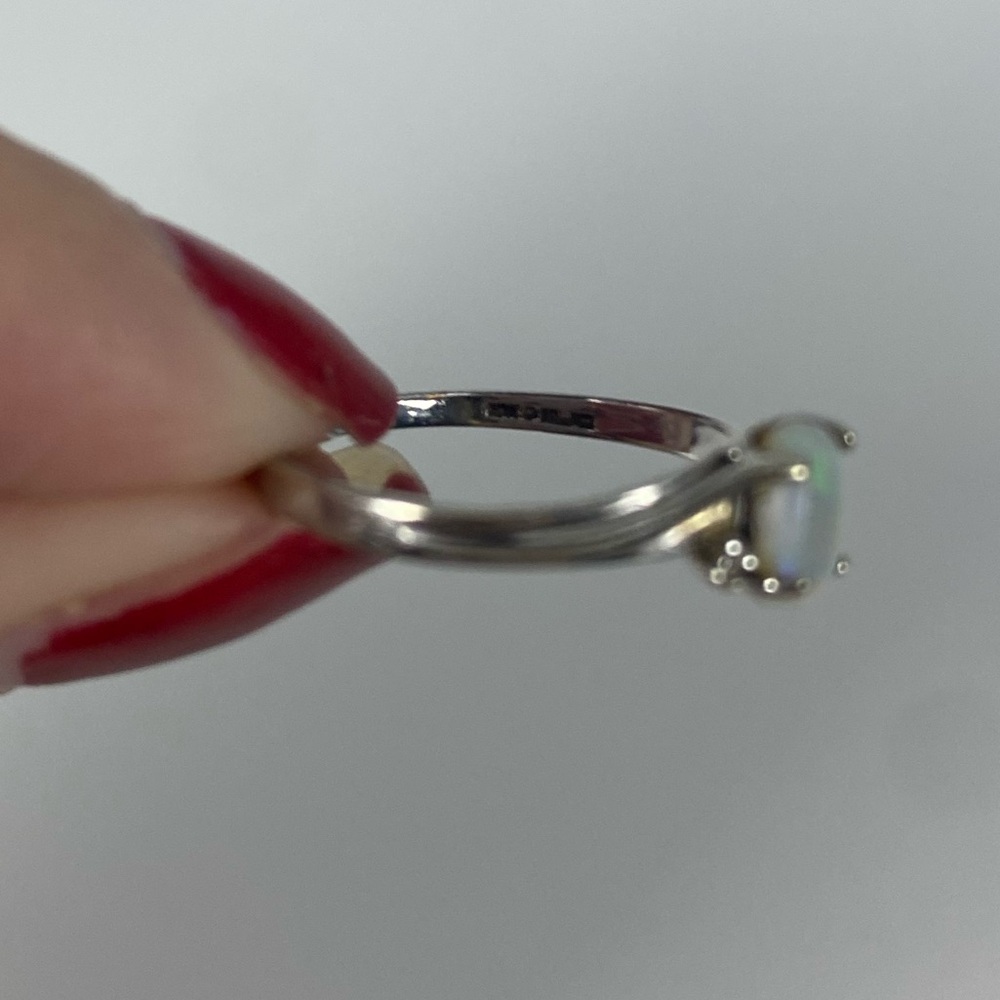 Vintage 10k solid gold opal ring - Picture 8 of 10